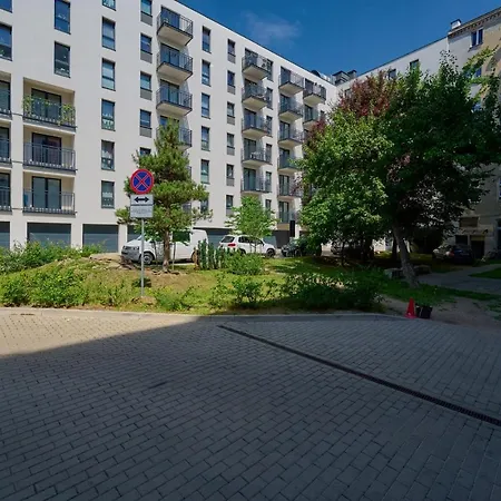 City Center Mirrors Apartment With Parking By Noclegi Renters Wrocław Zewnętrze zdjęcie