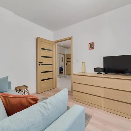 City Center Mirrors Apartment With Parking By Noclegi Renters Wrocław Zewnętrze zdjęcie