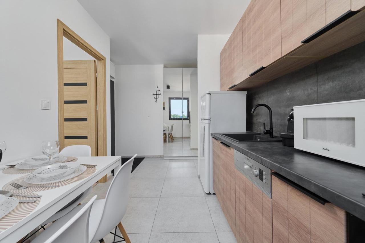 Apartment Center Mirrors With Parking By Renters